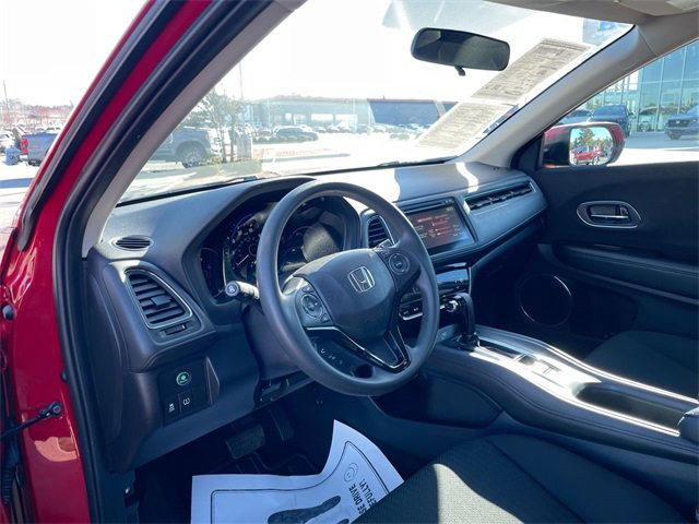 Used 2018 Honda HR-V EX image 12