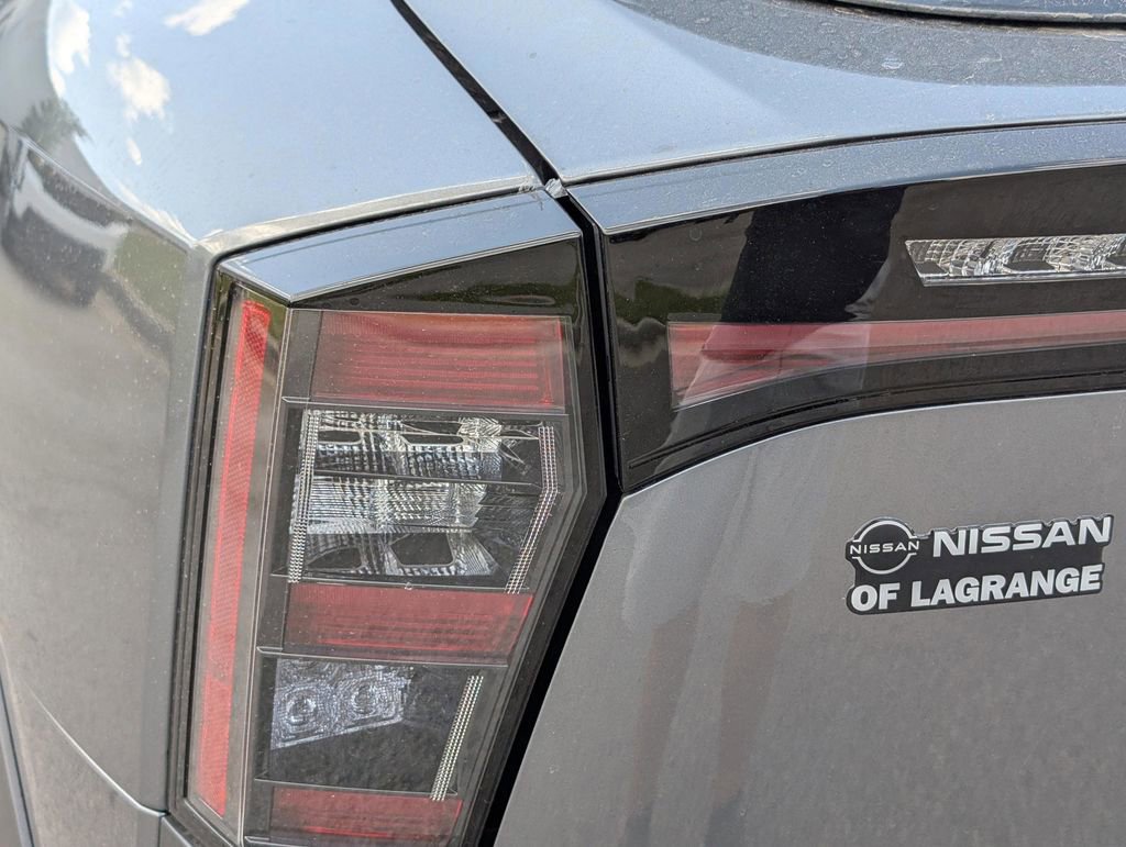 New 2026 Nissan Kicks SR image 13