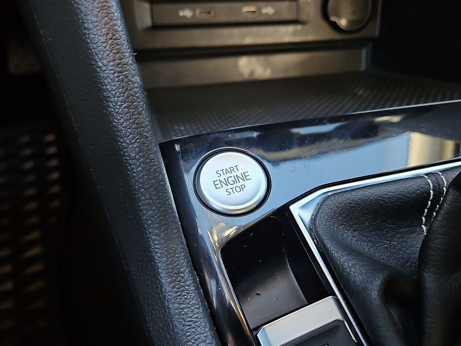 Certified 2024 Volkswagen Taos S image 19