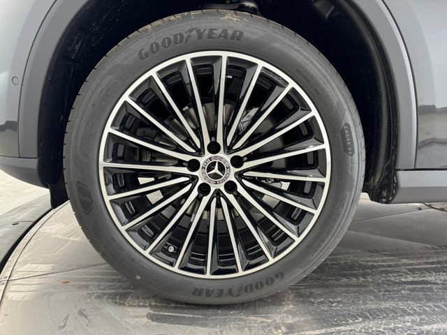 New 2026 Mercedes-Benz GLC 300 image 10