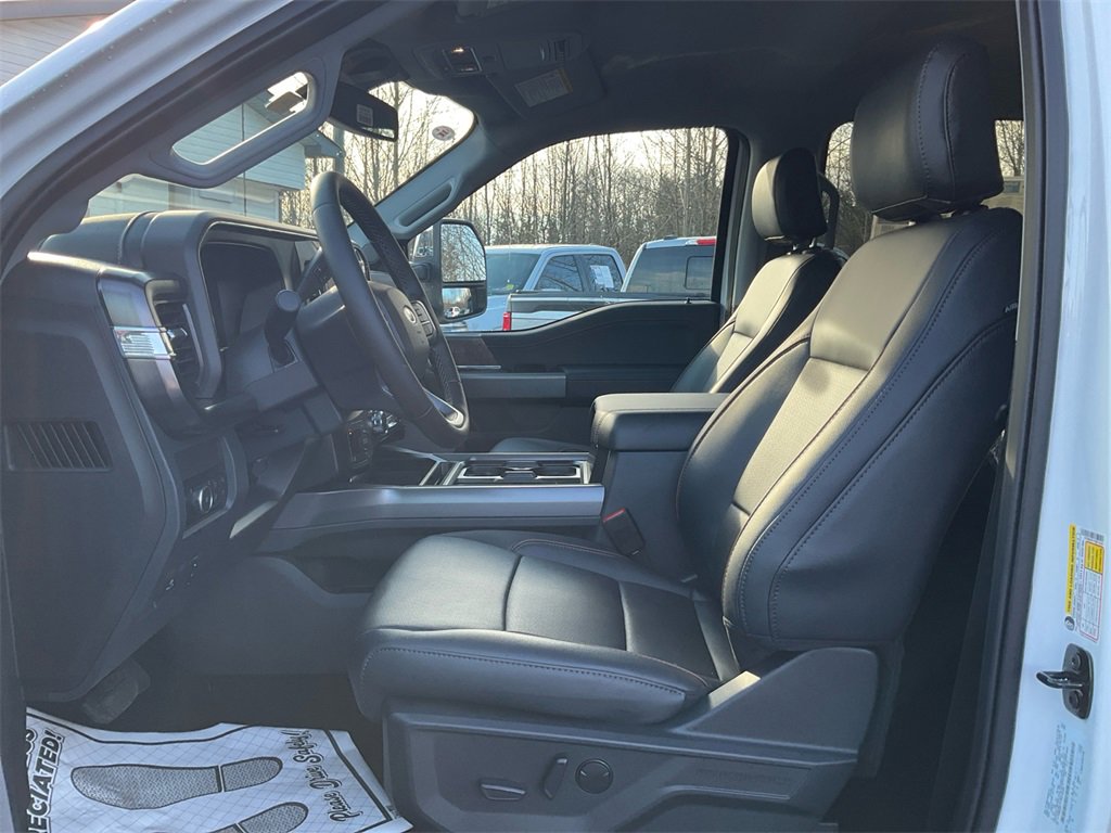 New 2026 Ford F250 Lariat w/ Chrome Package image 16