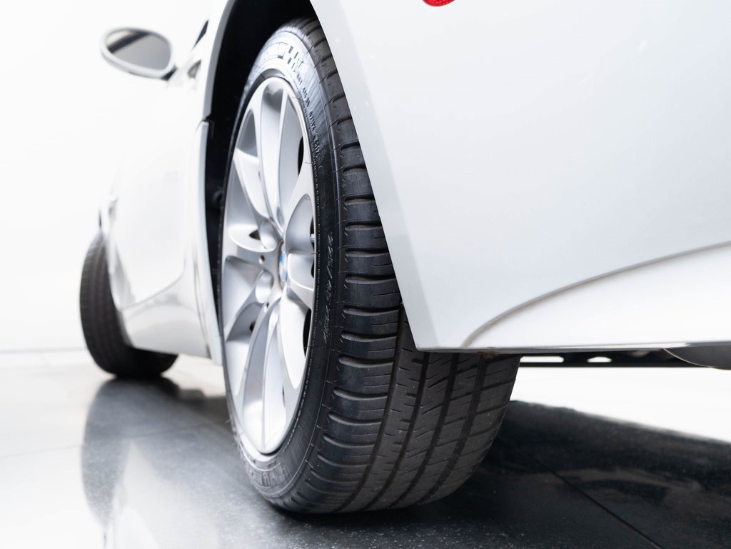 Used 2008 BMW Z4 3.0i image 49