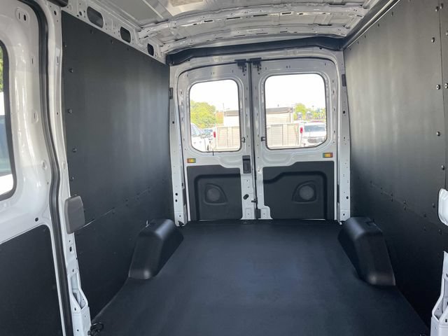 New 2026 Ford Transit 350 148 Medium Roof w/ Load Area Protection Package RWD image 7