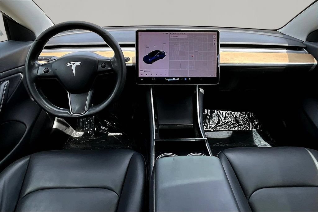 Used 2018 Tesla Model 3 Long Range RWD image 7