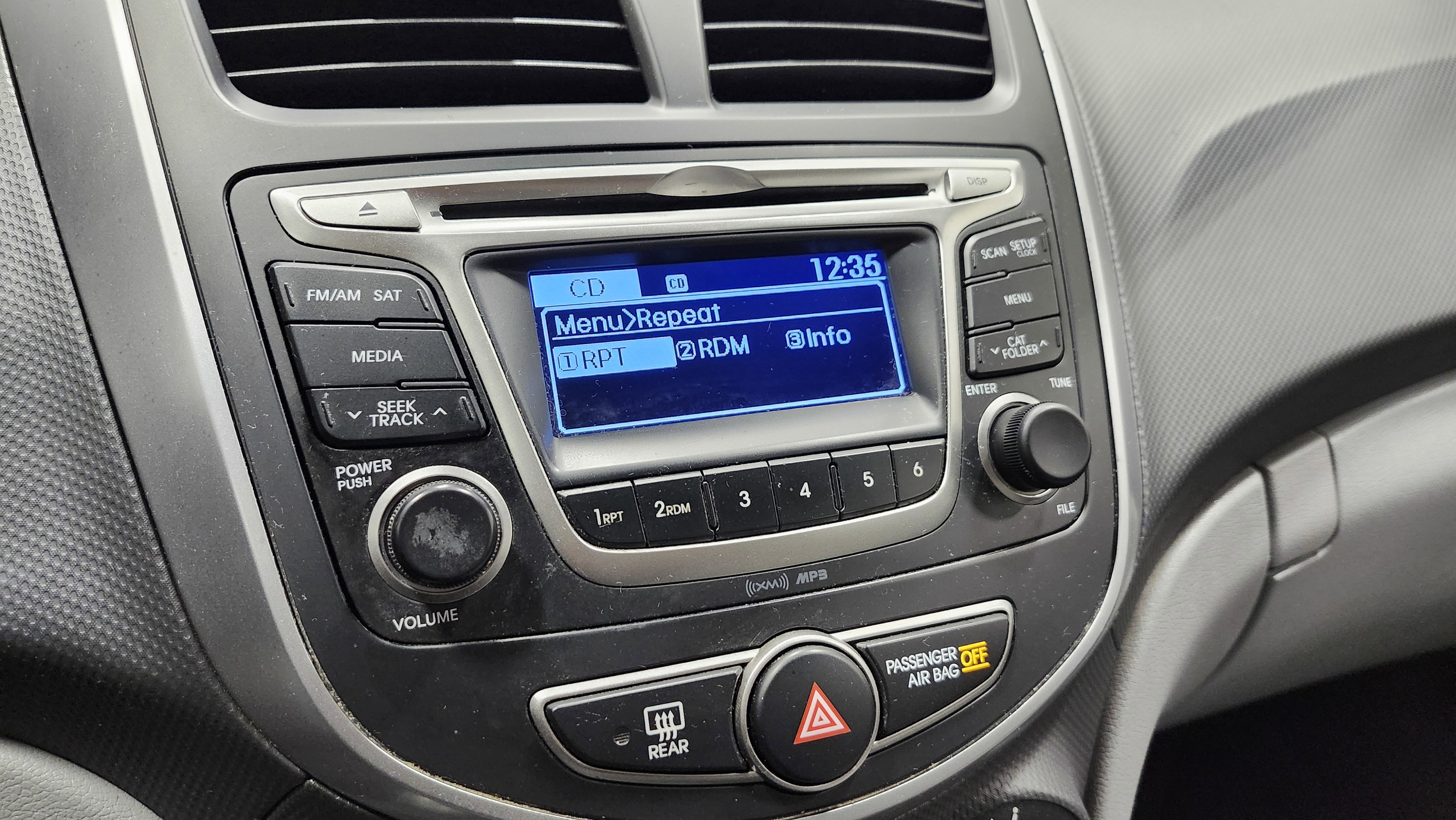 Used 2015 Hyundai Accent GS image 6