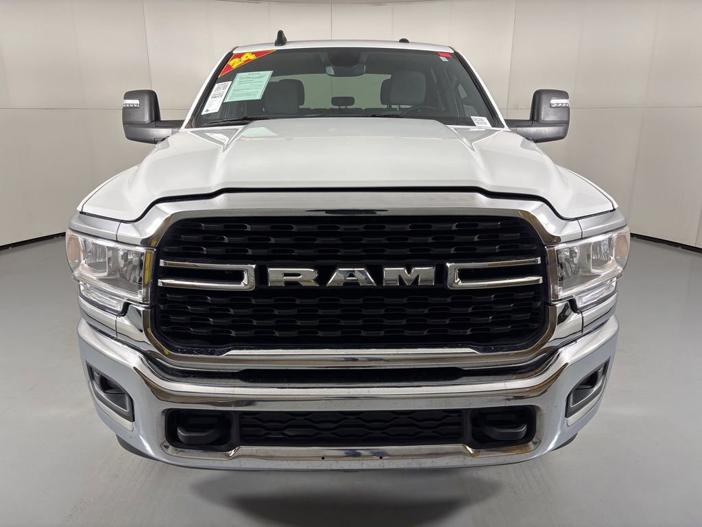 Used 2024 RAM 2500 Big Horn AWD/4WD image 4