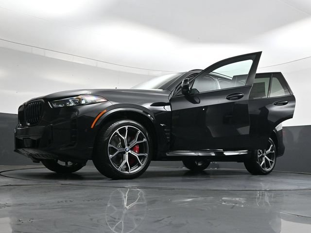 New 2026 BMW X5 xDrive40i w/ M Sport Package AWD/4WD image 37