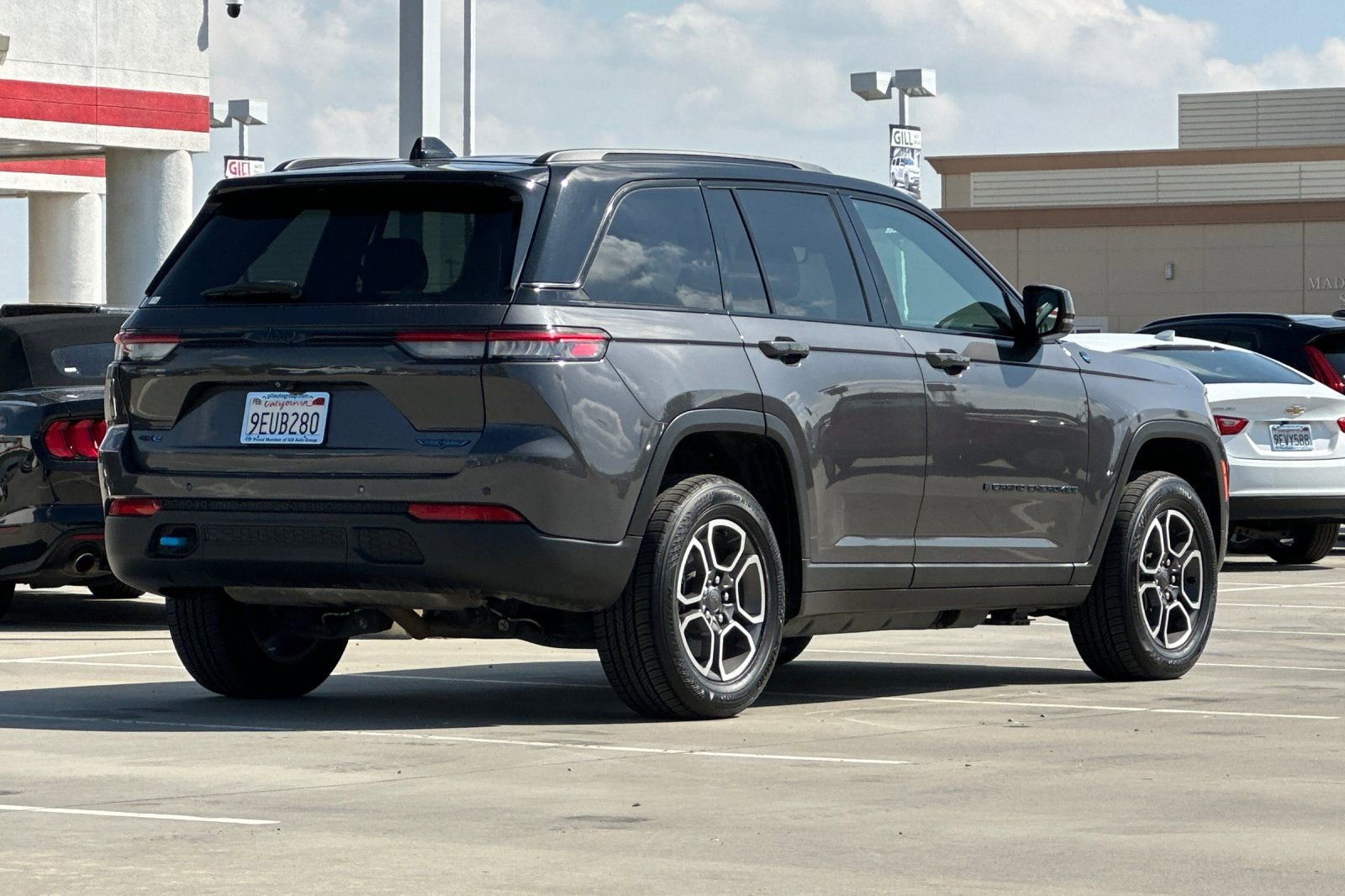 Used 2022 Jeep Grand Cherokee Trailhawk image 6