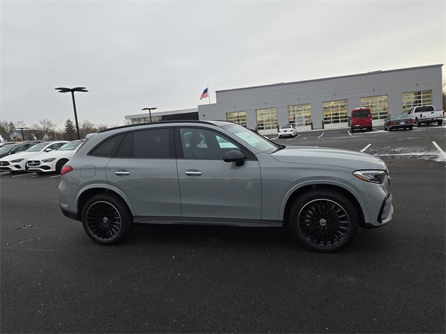 New 2026 Mercedes-Benz GLC 300 4MATIC image 2