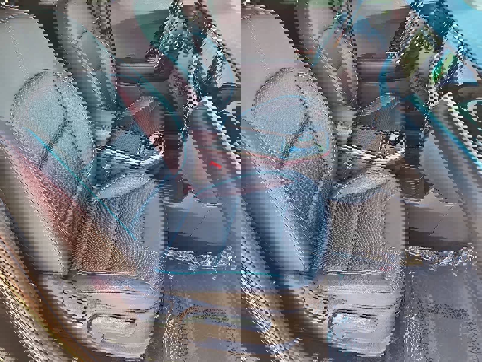 Used 2022 Kia Niro EX Premium image 24