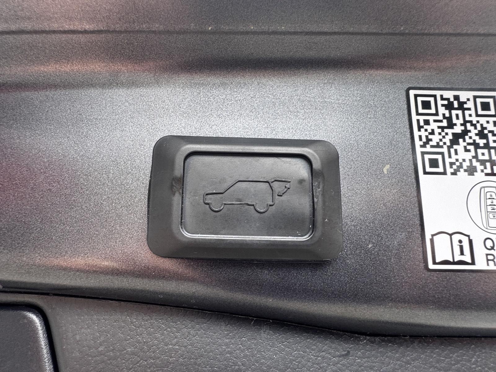 Used 2023 Toyota RAV4 Limited AWD/4WD image 13