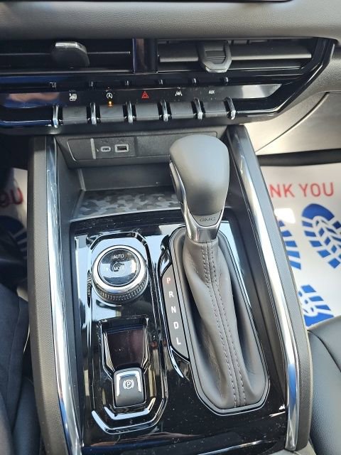 New 2025 GMC Canyon Elevation w/ Convenience Package image 17