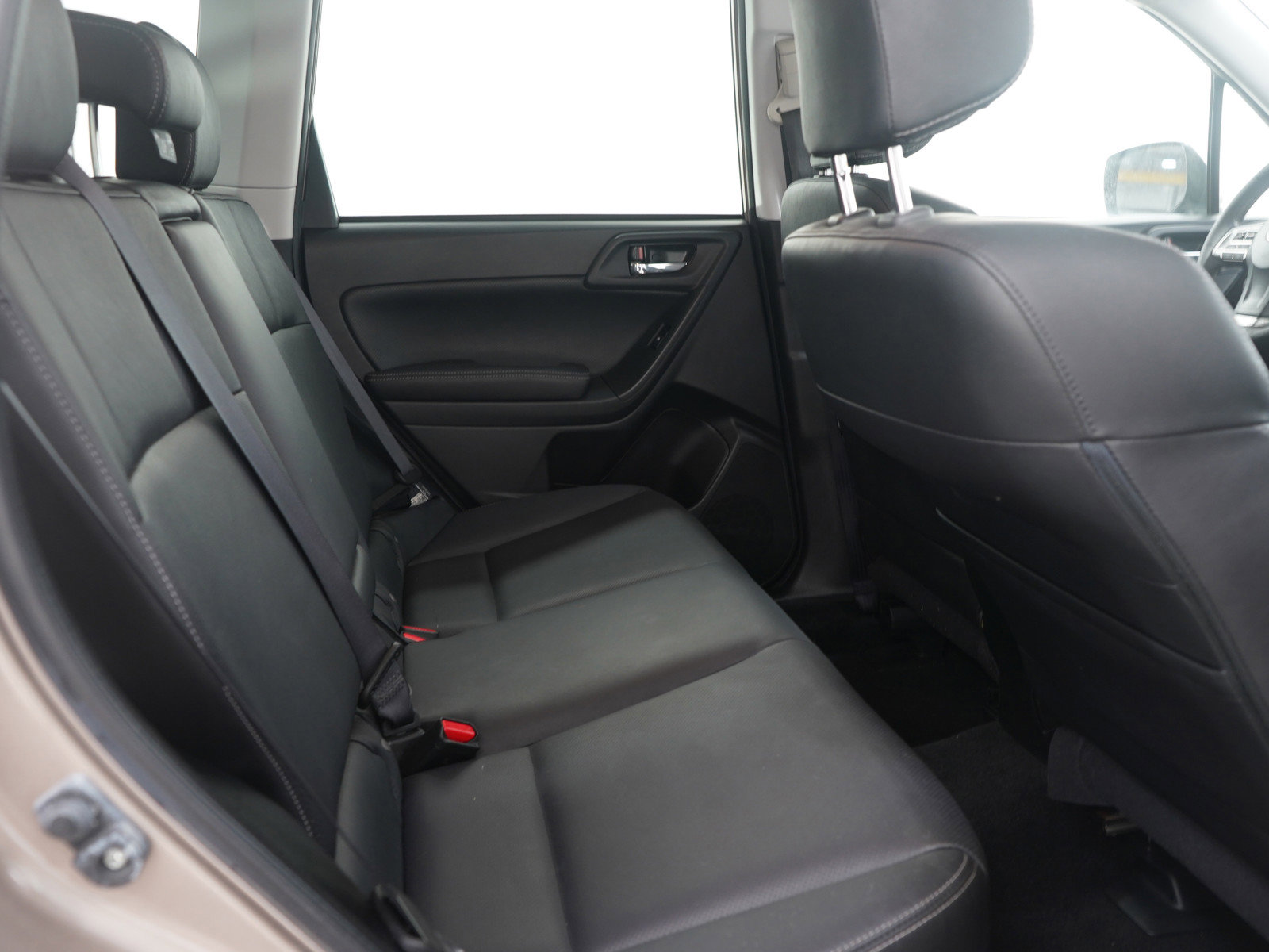 Used 2015 Subaru Forester 2.5i Limited image 14