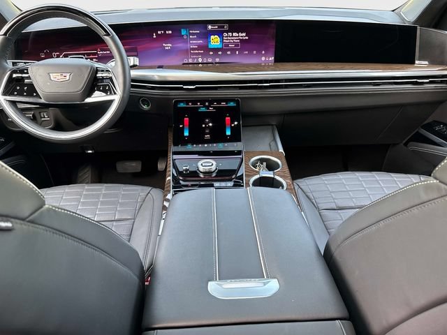 Certified 2025 Cadillac Escalade Sport Platinum AWD/4WD image 18