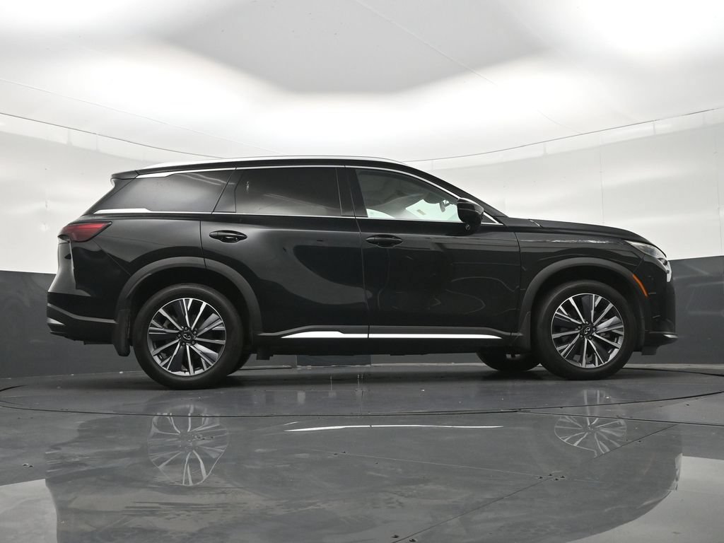 Used 2026 INFINITI QX60 Luxe w/ Cargo Package FWD image 29