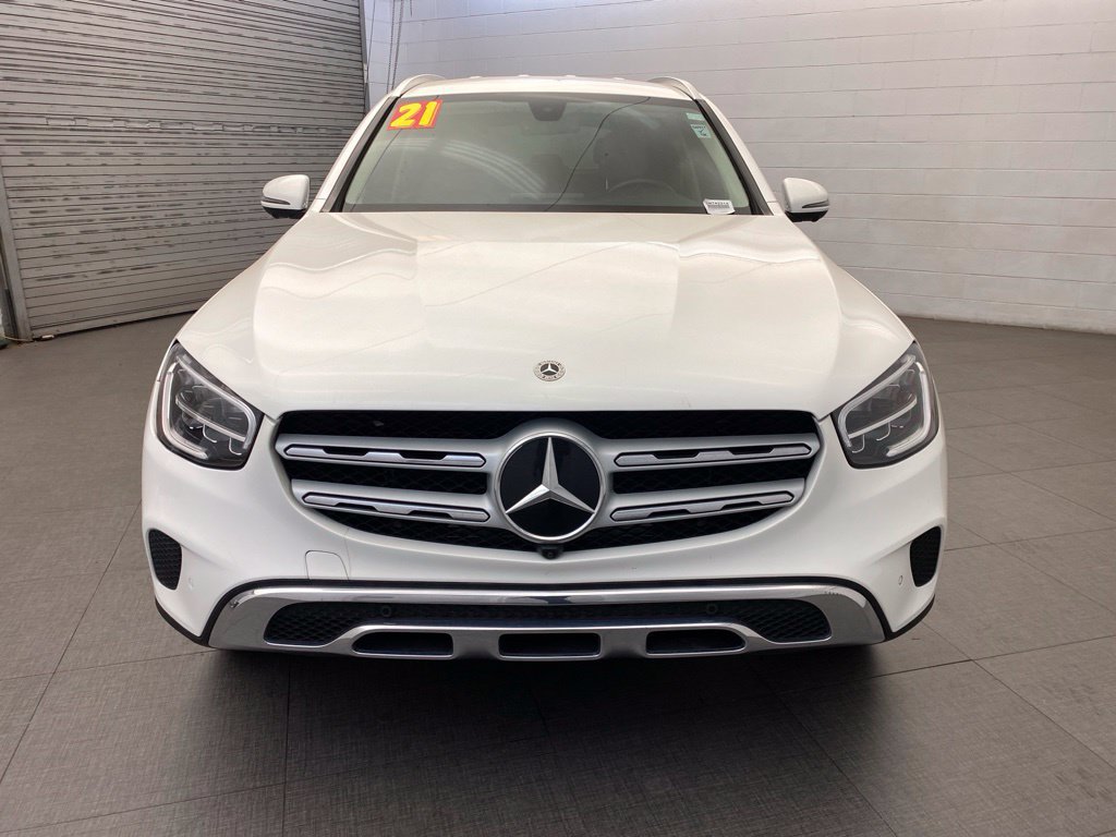 Used 2021 Mercedes-Benz GLC 300 image 3