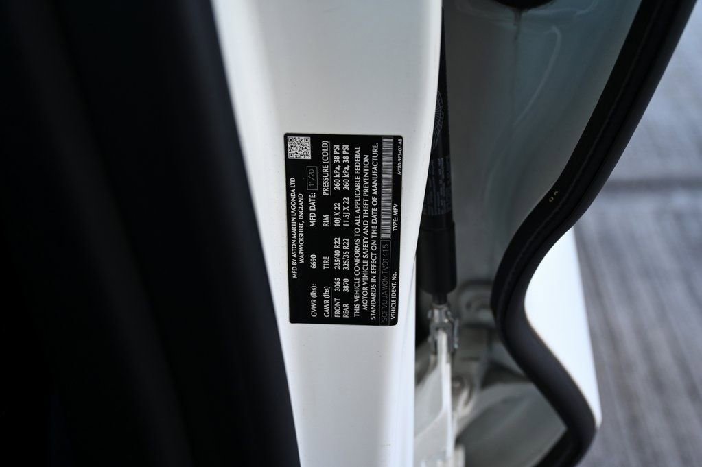 Used 2021 Aston Martin DBX image 46