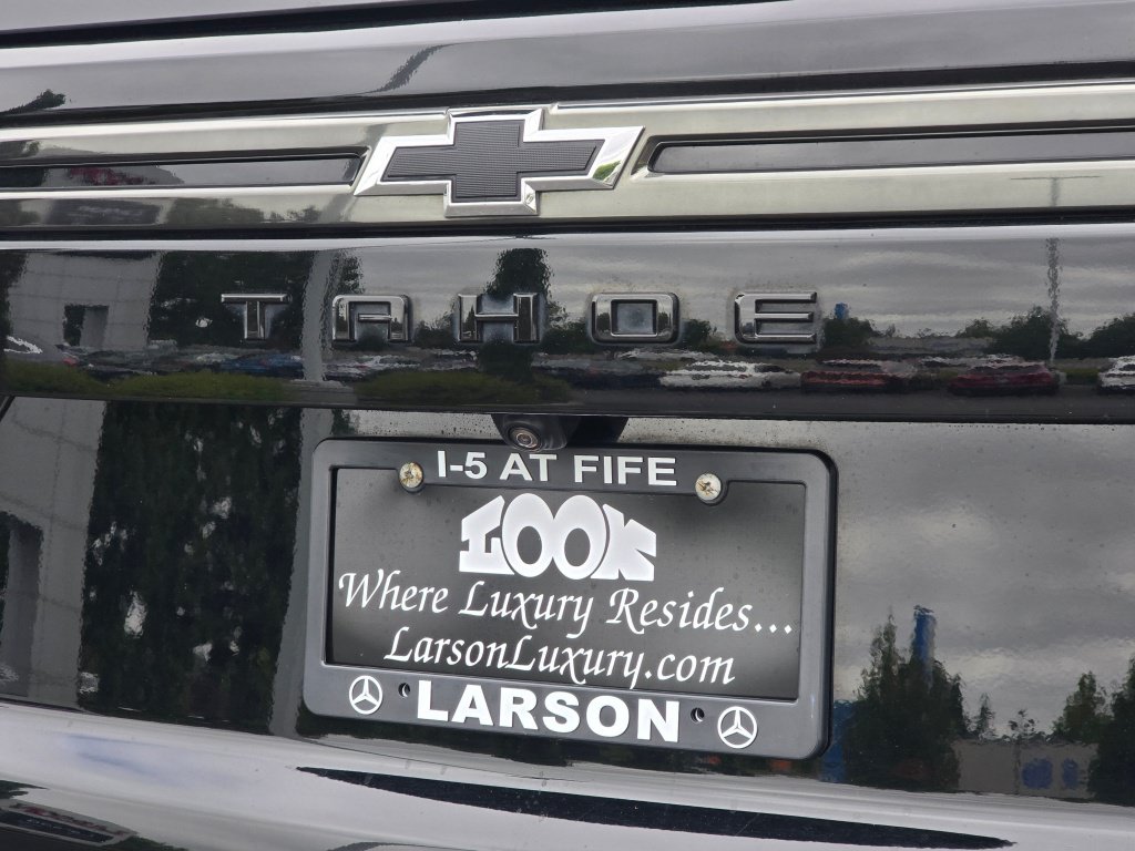 Used 2022 Chevrolet Tahoe Z71 w/ Z71 Off-Road Package AWD/4WD image 35