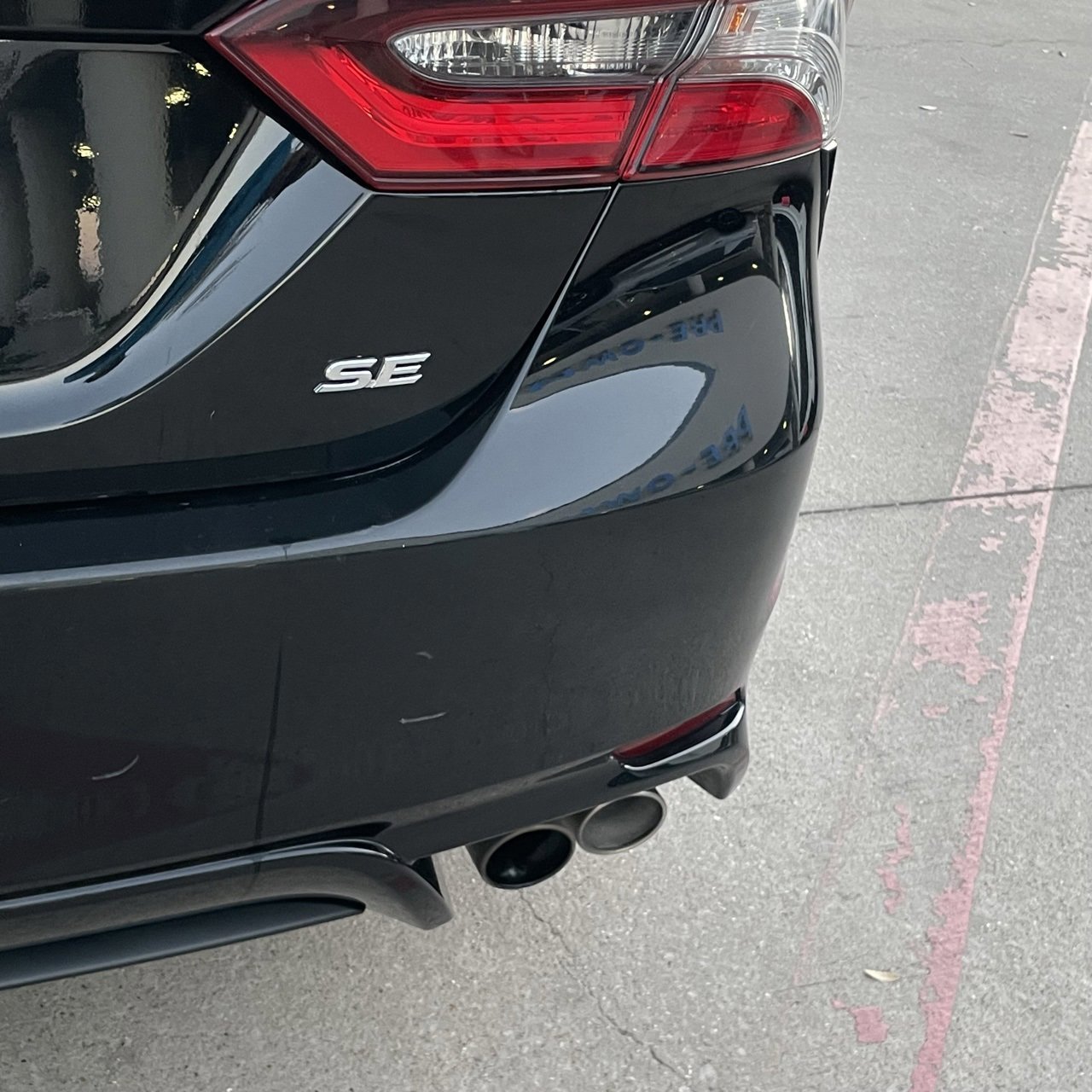 Used 2024 Toyota Camry SE image 6