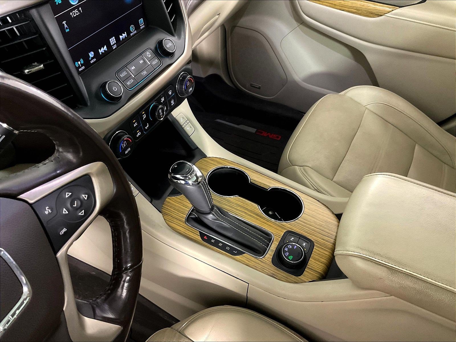 Used 2018 GMC Acadia Denali w/ LPO, Floor Liner Package AWD/4WD image 18