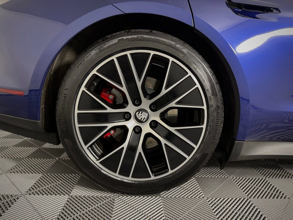 Certified 2022 Porsche Taycan 4S image 17