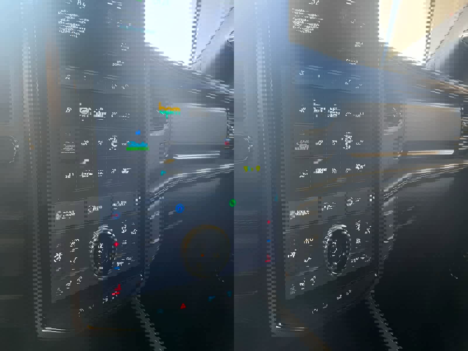 Used 2023 Ford Expedition Platinum image 25