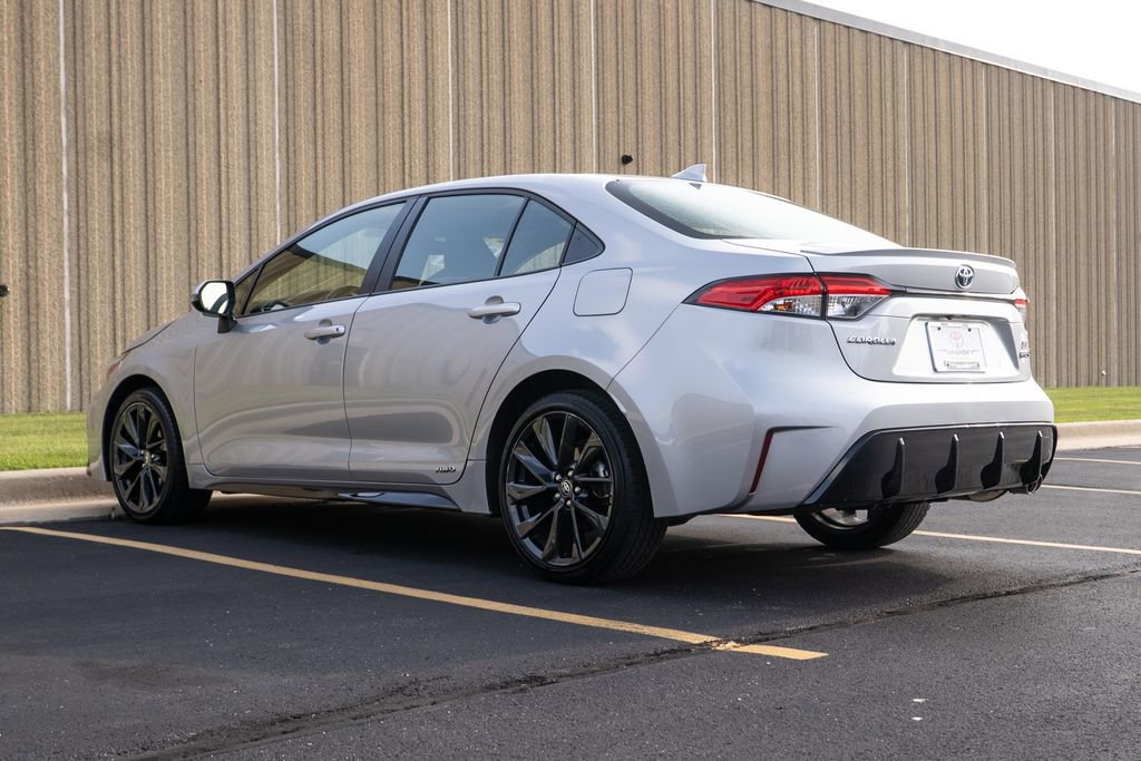 Used 2024 Toyota Corolla SE image 5