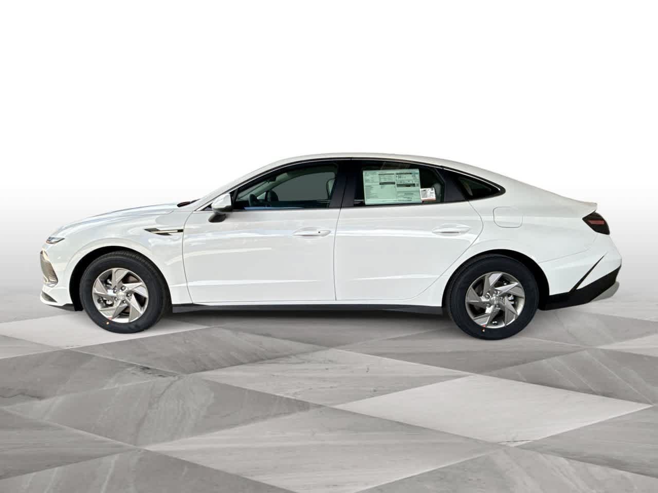 Used 2026 Hyundai Sonata SE FWD image 5