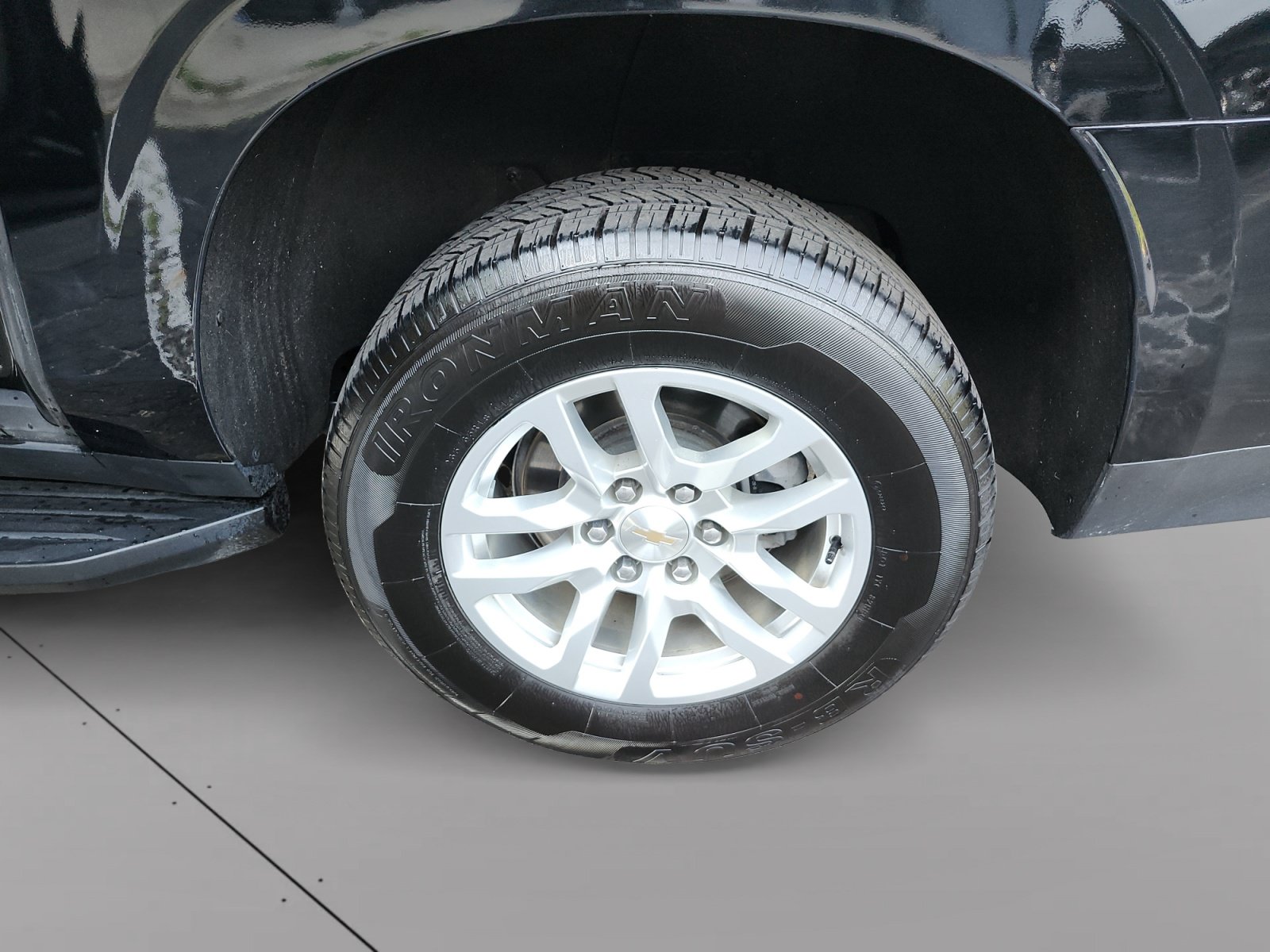 Used 2024 Chevrolet Suburban LT AWD/4WD image 14