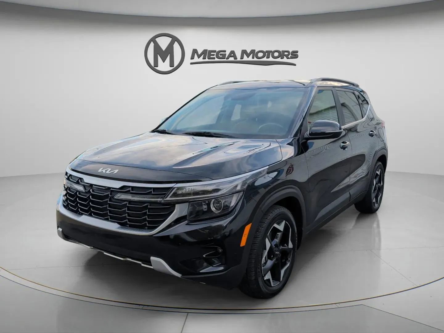 Used 2024 Kia Seltos EX image 1