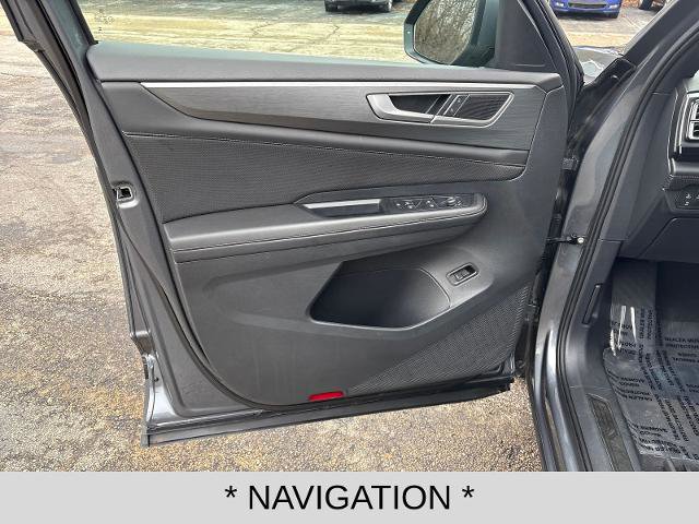 Used 2025 Volkswagen Atlas Cross Sport SE image 10