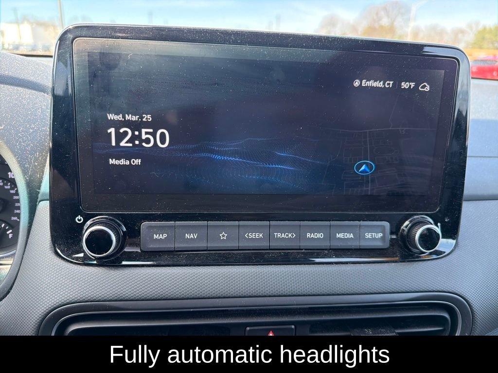 Certified 2023 Hyundai Kona SEL w/ Convenience Package image 18