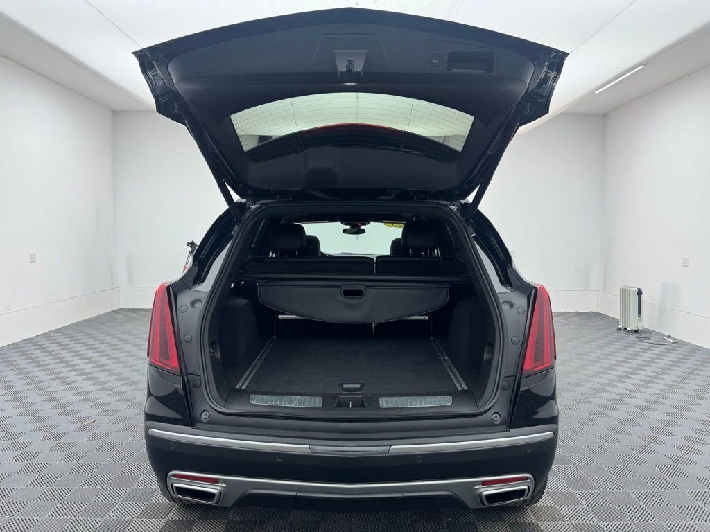 Used 2025 Cadillac XT5 Premium Luxury AWD/4WD image 10
