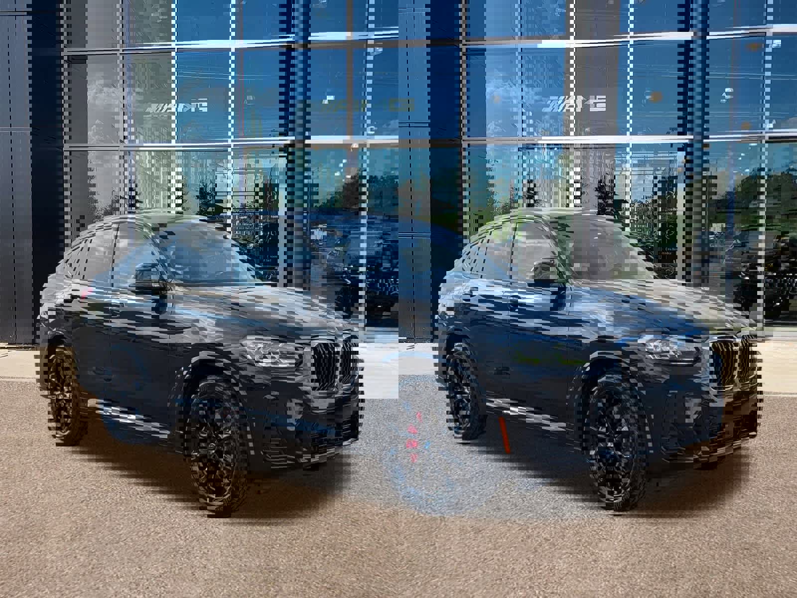 Used 2022 BMW X4 M40i image 3