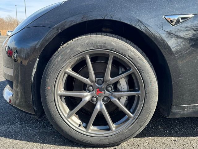 Used 2019 Tesla Model 3 Long Range image 9