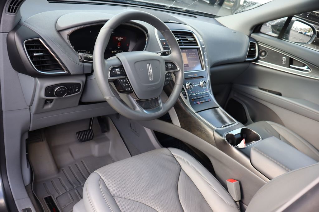 Used 2020 Lincoln Nautilus Reserve w/ Equipment Group 201A AWD/4WD image 5