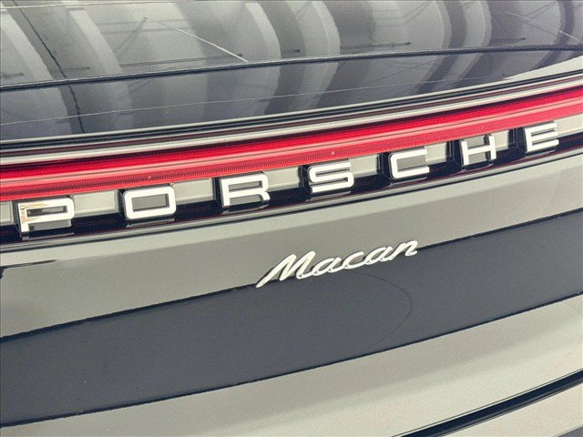 Certified 2026 Porsche Macan Turbo AWD/4WD image 25