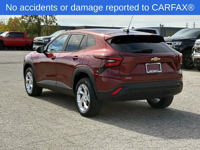 Certified 2024 Chevrolet Trax LS w/ LS Convenience Package FWD image 3