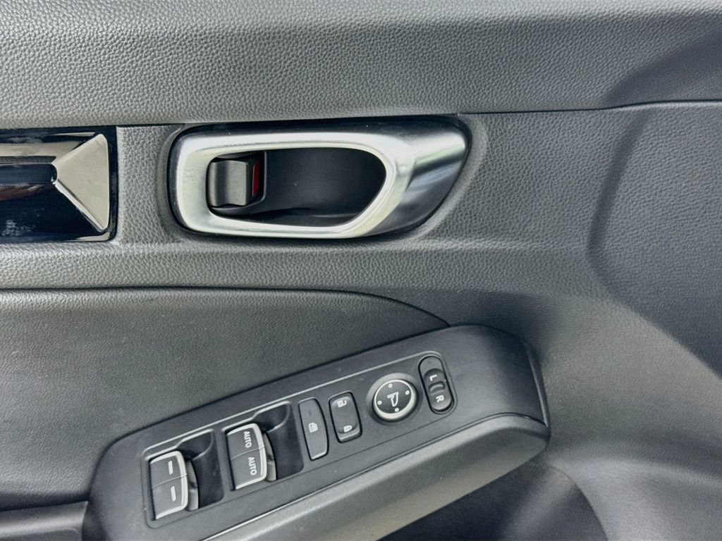 Used 2024 Honda Civic EX-L image 19