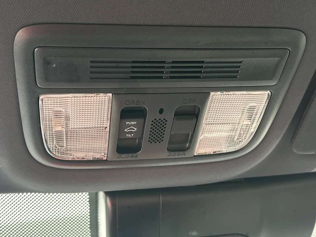 Used 2019 Honda Civic EX image 32