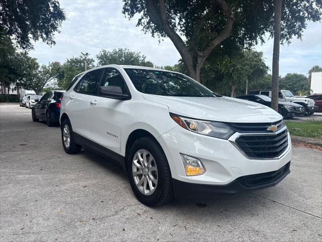 Used 2019 Chevrolet Equinox LS AWD/4WD image 4