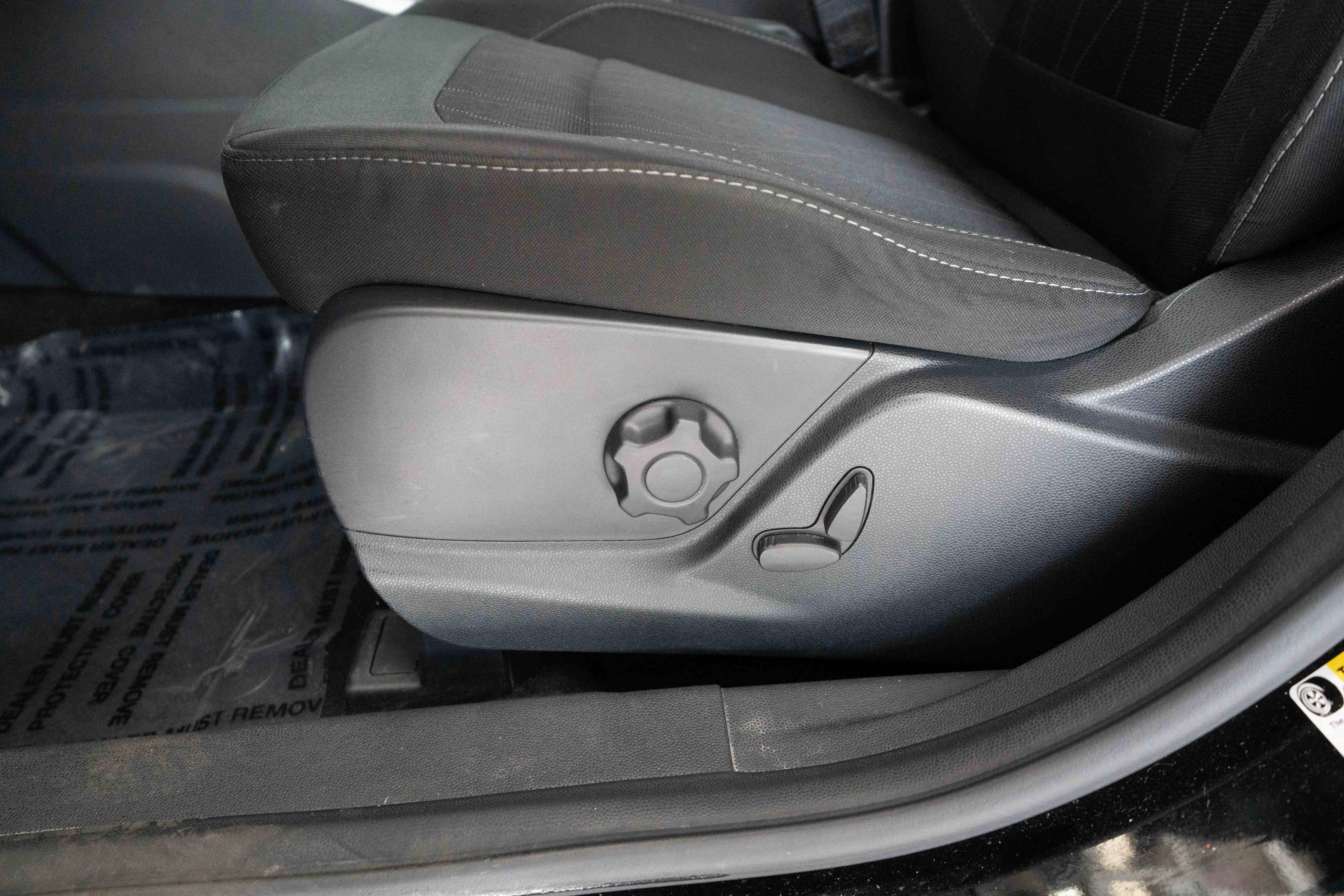 Used 2020 Ford EcoSport SE AWD/4WD image 12