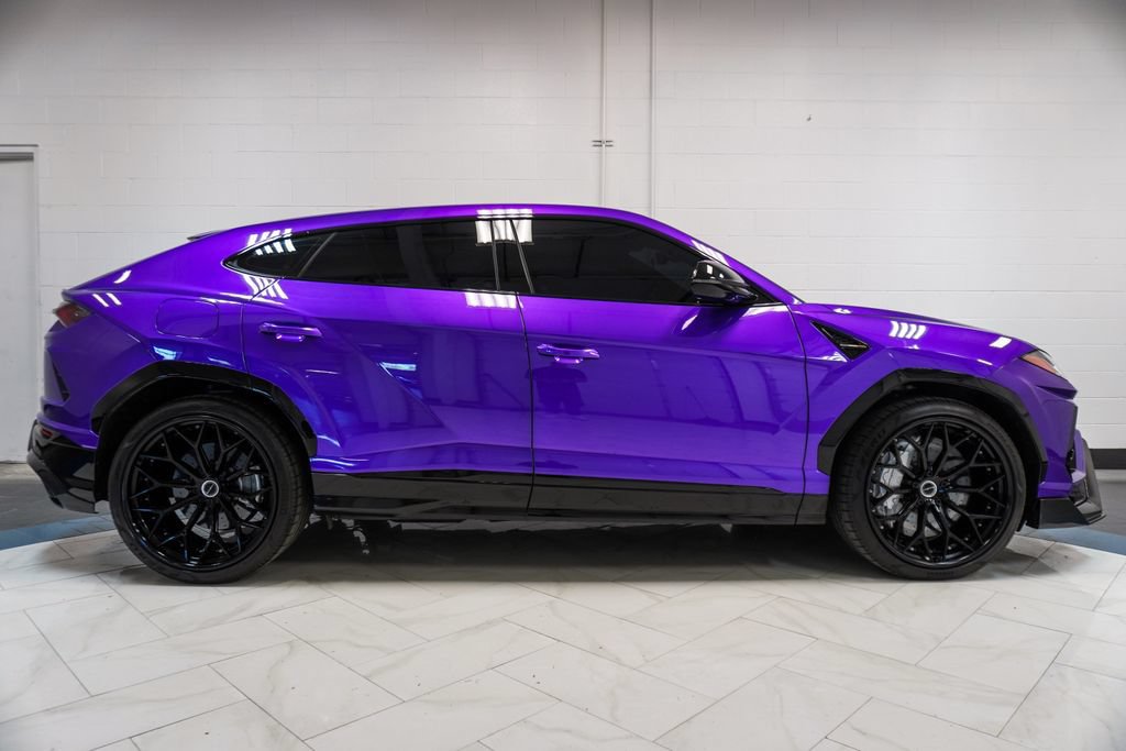 Used 2022 Lamborghini Urus AWD/4WD image 37