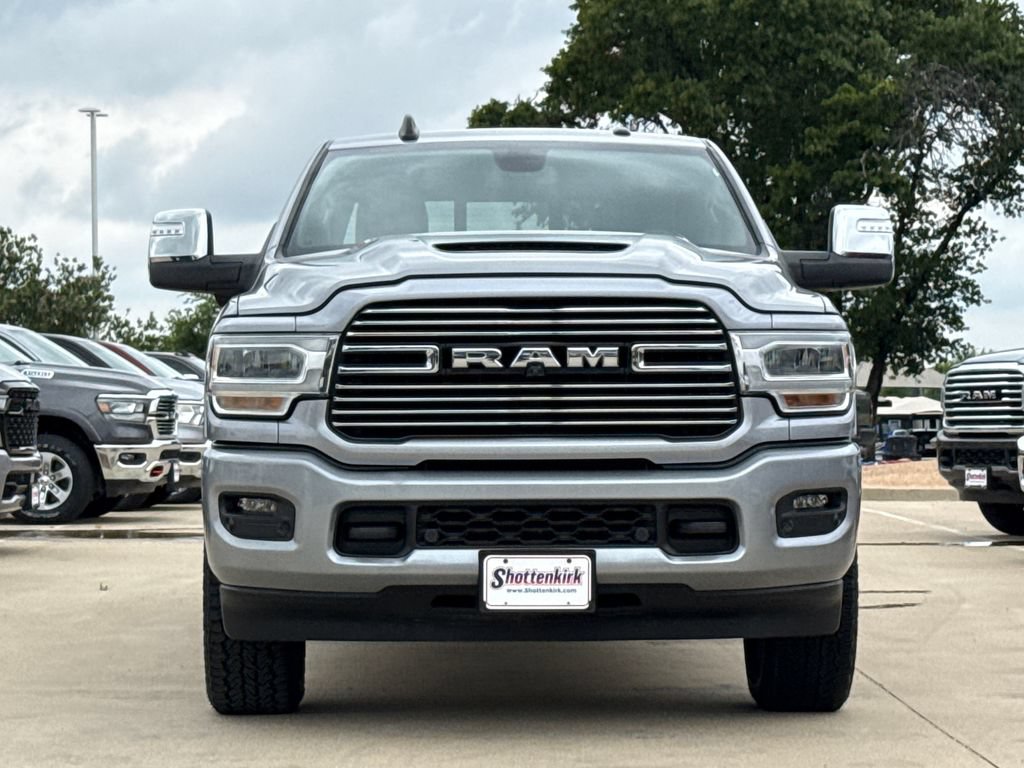 Used 2024 RAM 3500 Laramie w/ Sport Appearance Package AWD/4WD image 2