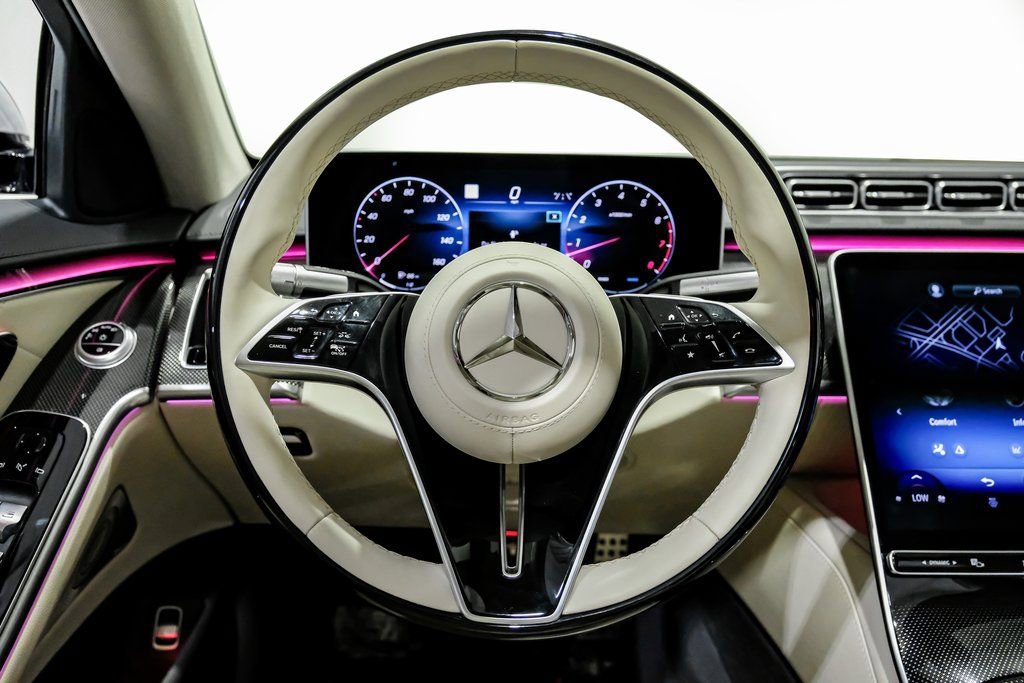 Used 2025 Mercedes-Benz S 580 4MATIC Sedan image 13