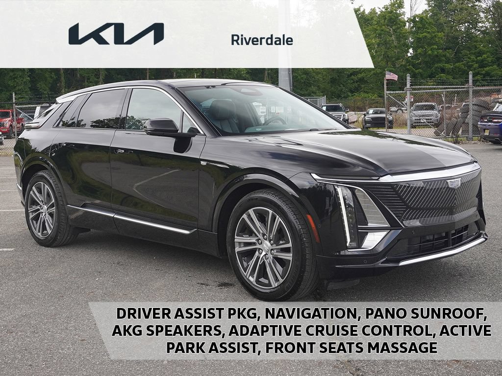 Used 2024 Cadillac Lyriq Luxury