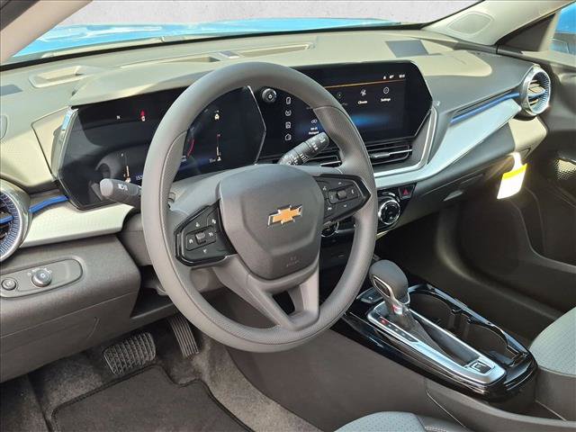 New 2026 Chevrolet Trax LT FWD image 3