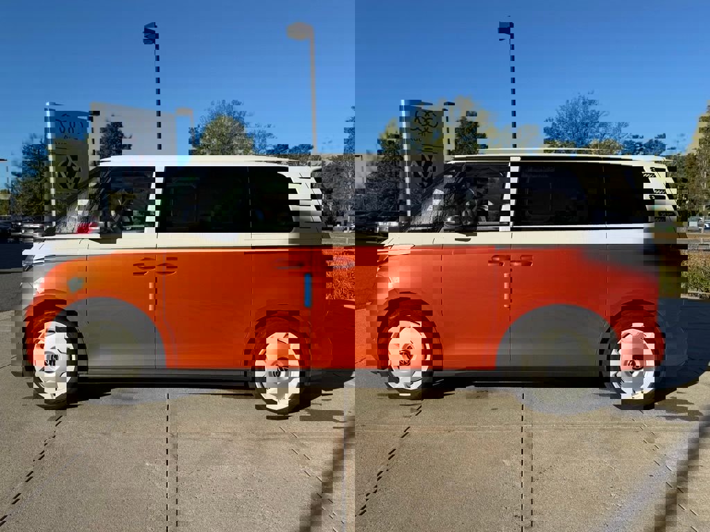 New 2025 Volkswagen ID. Buzz 1st Edition image 14