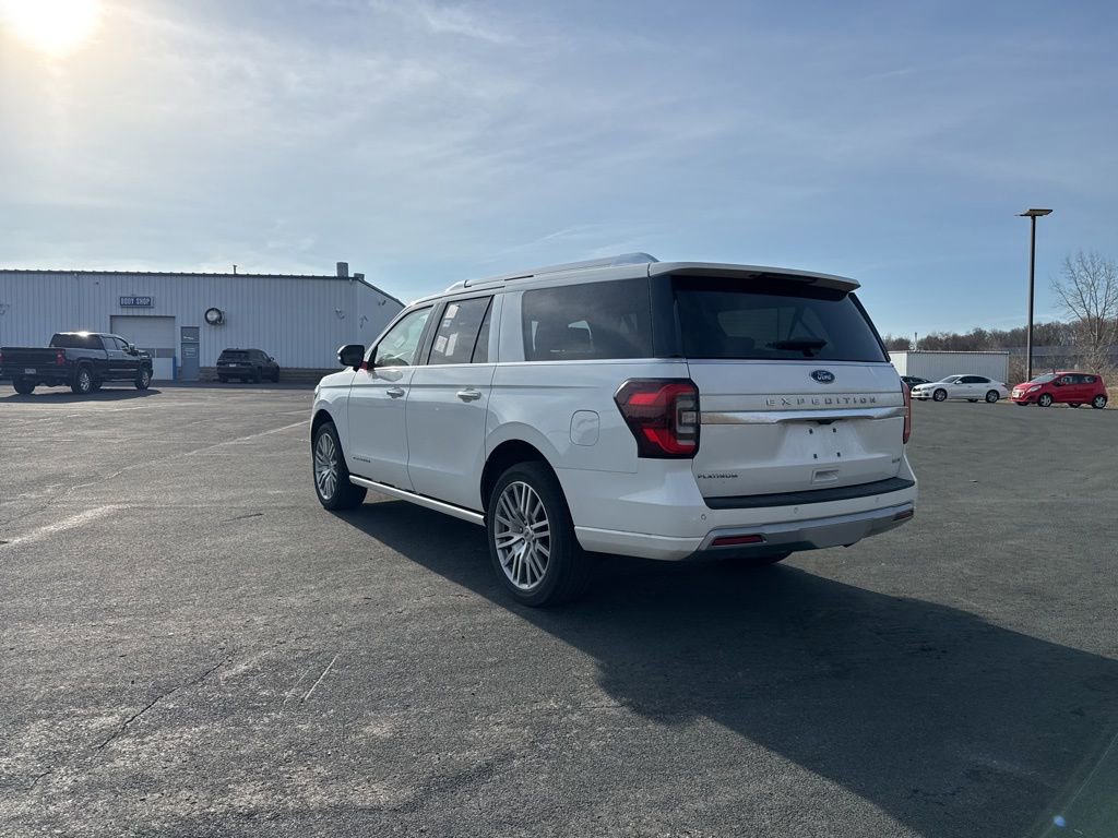 Used 2022 Ford Expedition Max Platinum AWD/4WD image 5