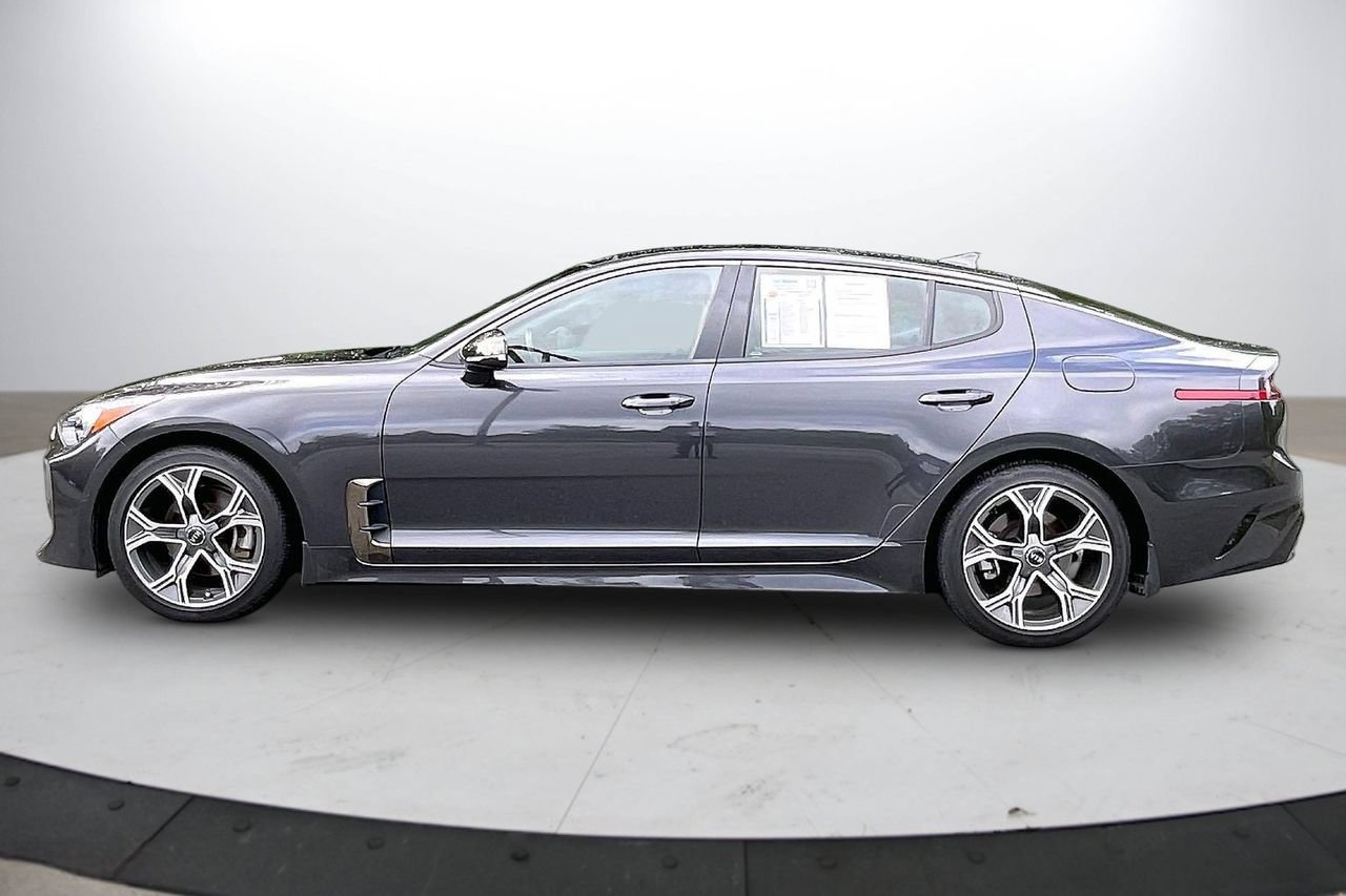 Used 2020 Kia Stinger GT-Line w/ Sun & Sound Package RWD image 5